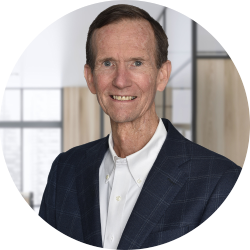 Scott – circular headshot